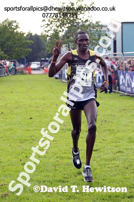 Boniface Kiprop Kongin 2nd in the 2014 Blaydon Races. Photo: David T. Hewitson/Sports for All Pics